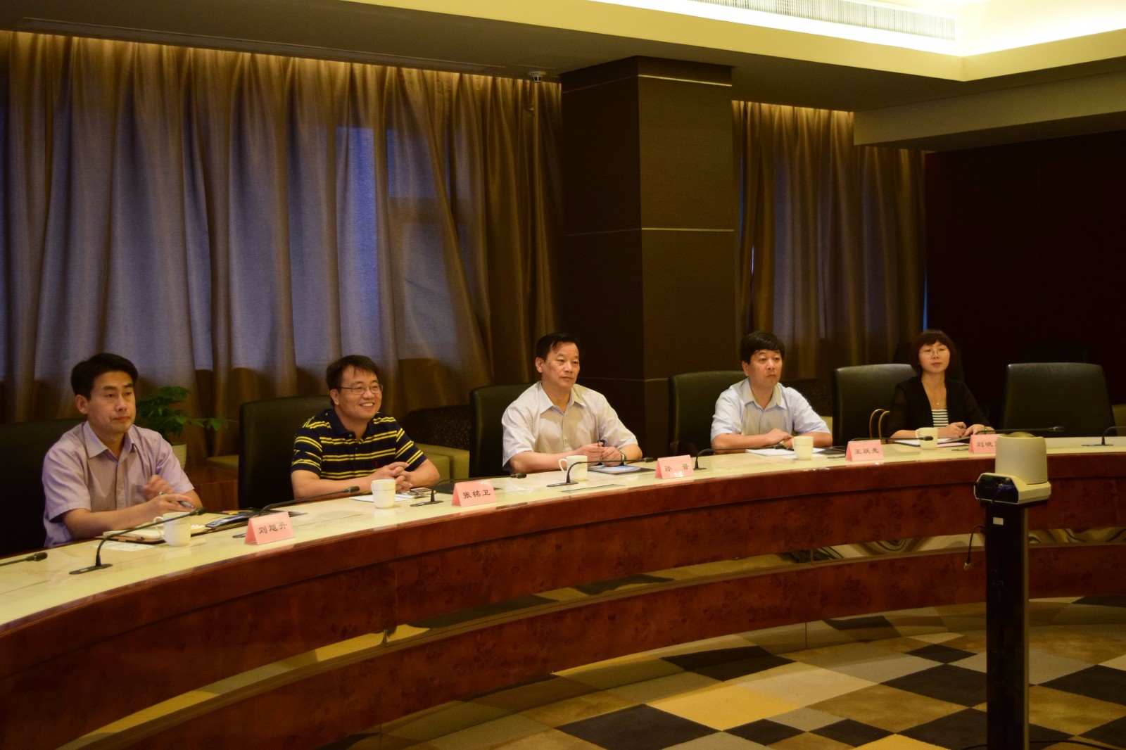 1498030421110552E409.jpg DSC_0118.JPG