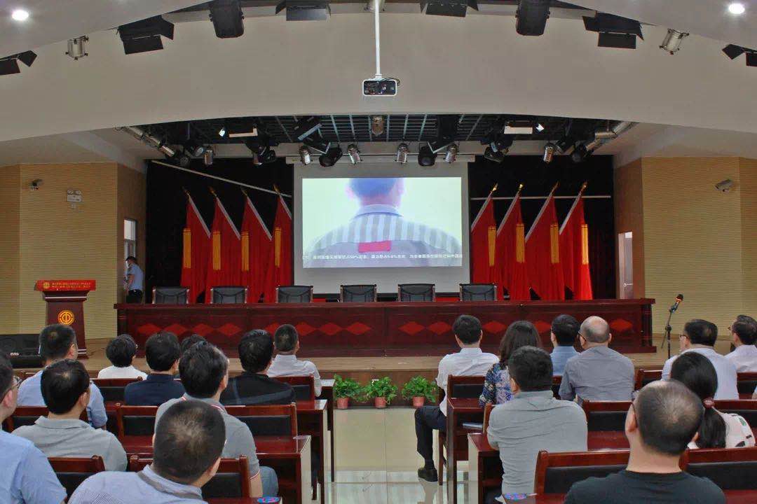 15627471666401051A61.jpg 15627471666401051A61.jpg